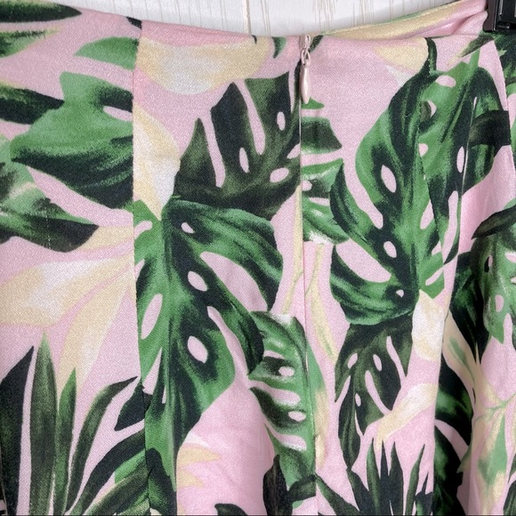 Lush Tropical Print Flowy Wide Leg Shorts Size Medium - Picture 6 of 13